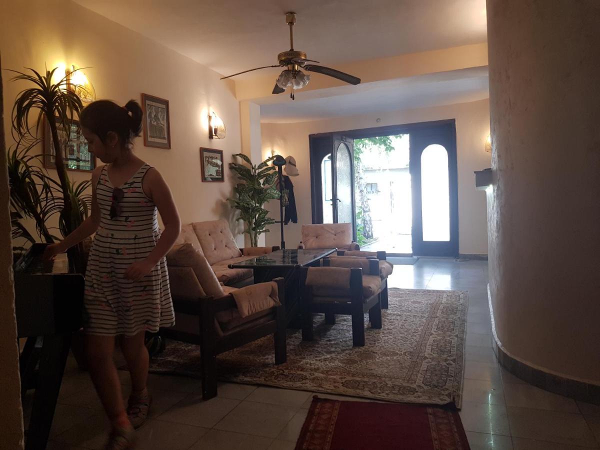 Dvete Brezi Otel Burgaz Dış mekan fotoğraf